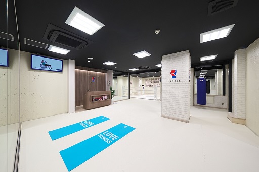 Refinas難波店