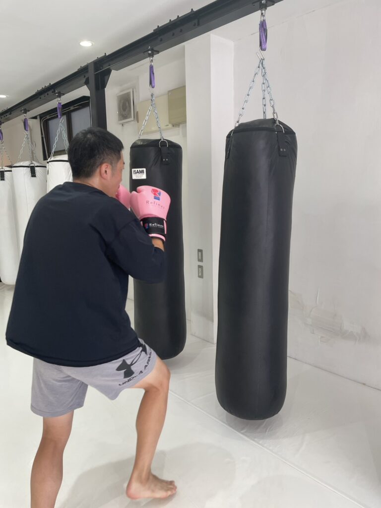 リフィナス浦和へ通うK・Mさんの後ろ姿